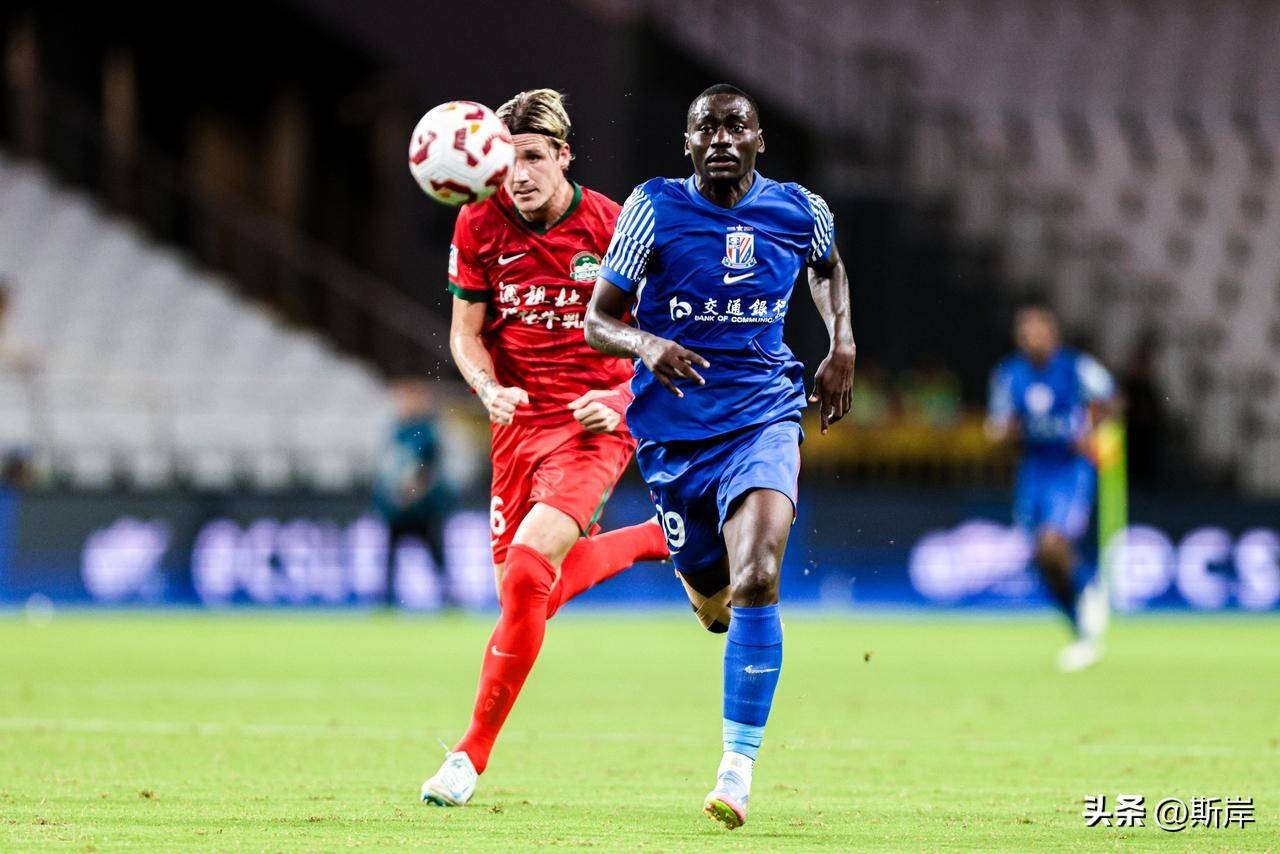 J9九游会赛地聚焦:中超转会期热度飙升;莱比锡绝杀压哨;细节曝光;细节决定成败的简单介绍